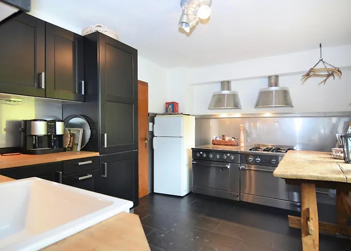 In Neuastenberg Nahe Postwiese *