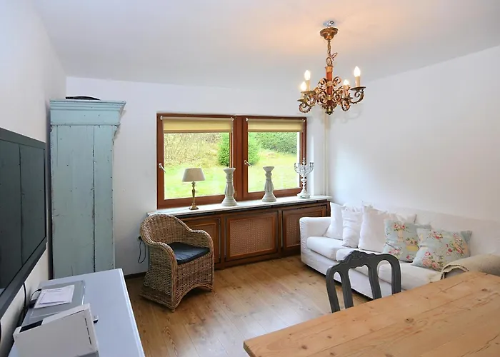 In Neuastenberg Nahe Postwiese *