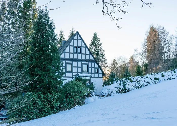 In Neuastenberg Nahe Postwiese *