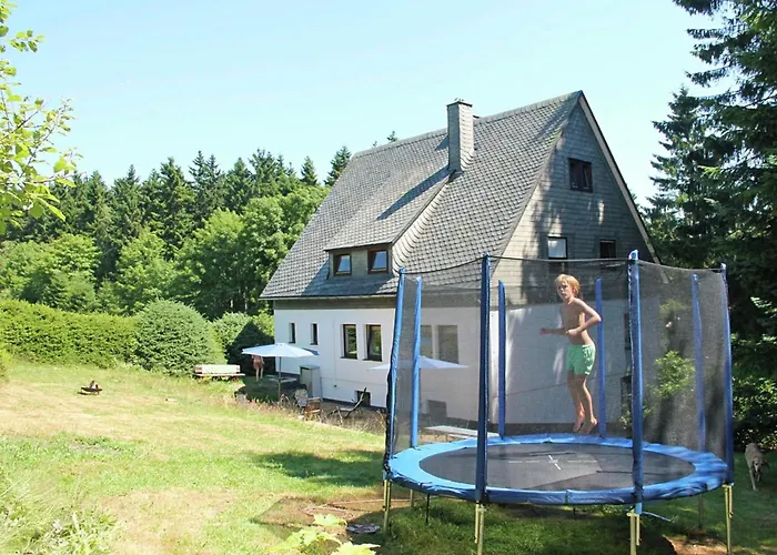 In Neuastenberg Nahe Postwiese